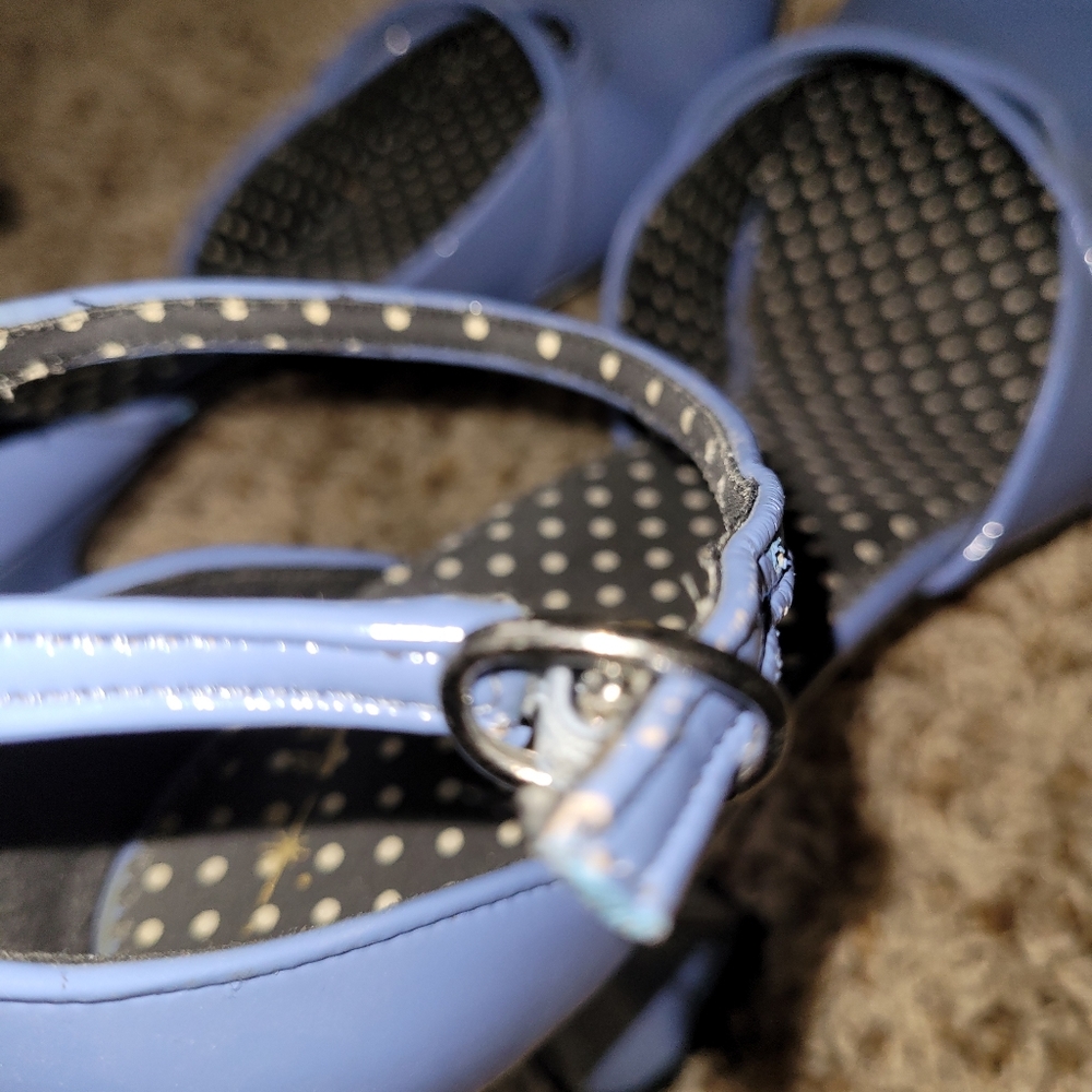 Patent leather - Picture 2 of 10